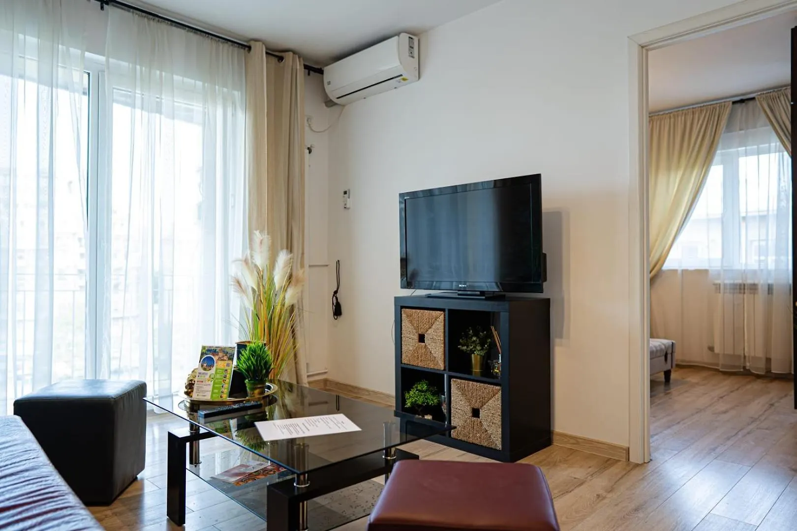 Apartman City View By The River Bukarest Románia